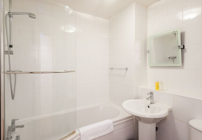 Apartment in Glasgow - Greyfriars Court - Merchant City, Parking available Apartment in Glasgow - Greyfriars Court - Merchant City, Parking available