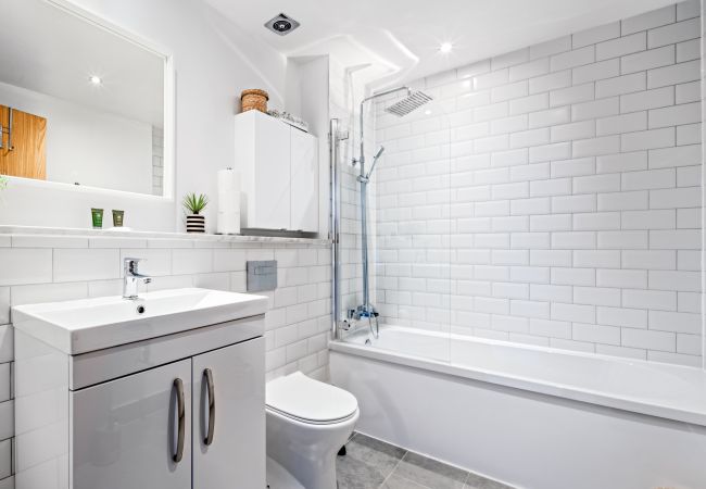 Apartment in Glasgow - Metropole Apartment - Parking available Apartment in Glasgow - Metropole Apartment - Parking available