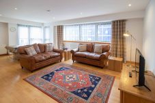 Apartment in Glasgow - Barony High - Merchant City, Two bedrooms with balcony
