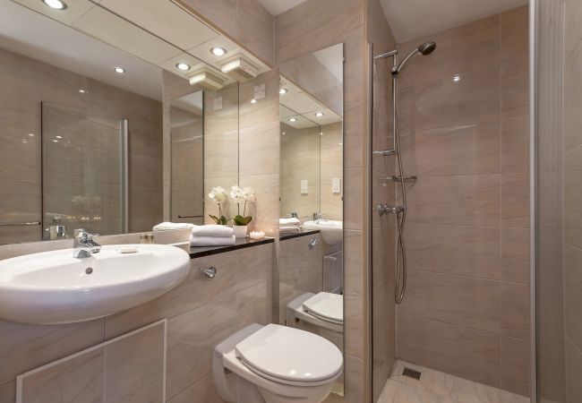 Apartment in Glasgow - The Bridge - Two bedrooms, Central Location, Parking available Apartment in Glasgow - The Bridge - Two bedrooms, Central Location, Parking available