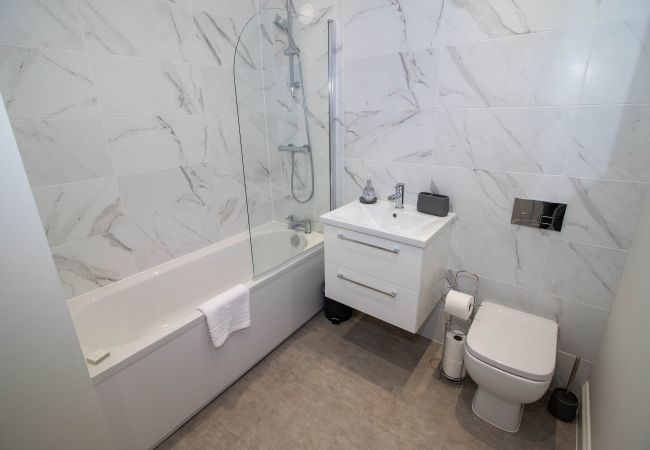 Apartment in Glasgow - Nairn Apartment - West End close to University Apartment in Glasgow - Nairn Apartment - West End close to University