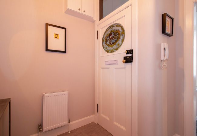 Apartment in Glasgow - Nairn Apartment - West End close to University Apartment in Glasgow - Nairn Apartment - West End close to University