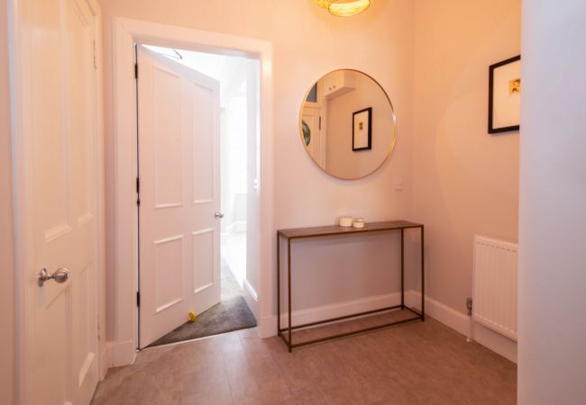 Apartment in Glasgow - Nairn Apartment - West End close to University Apartment in Glasgow - Nairn Apartment - West End close to University