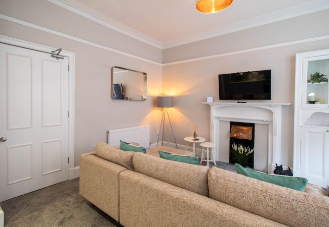 Apartment in Glasgow - Nairn Apartment - West End close to University Apartment in Glasgow - Nairn Apartment - West End close to University