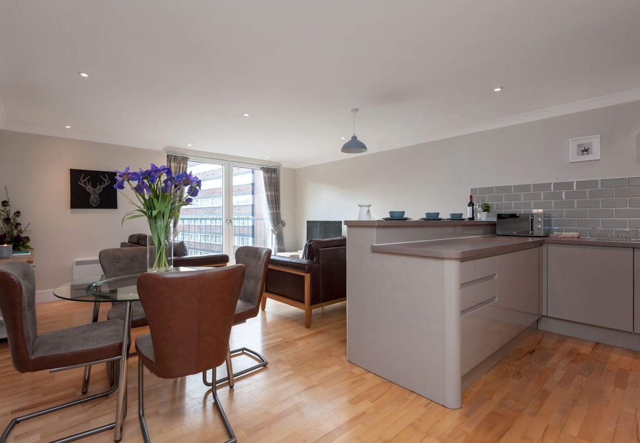 Apartment in Glasgow - The Bridge - Apartment One