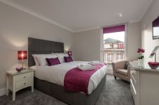Apartment in Glasgow - The Bridge - Apartment One